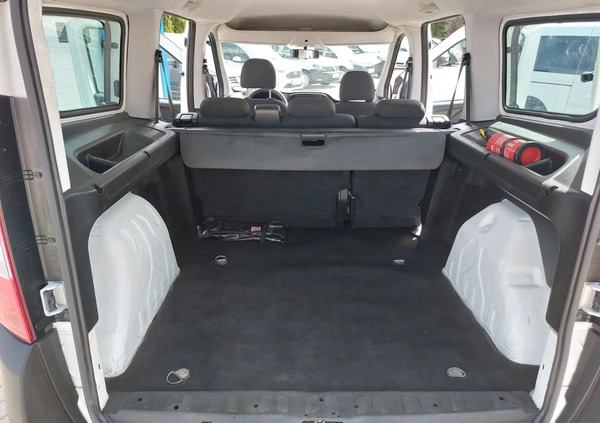 Fiat Doblo cena 39000 przebieg: 161000, rok produkcji 2018 z Jedwabne małe 232